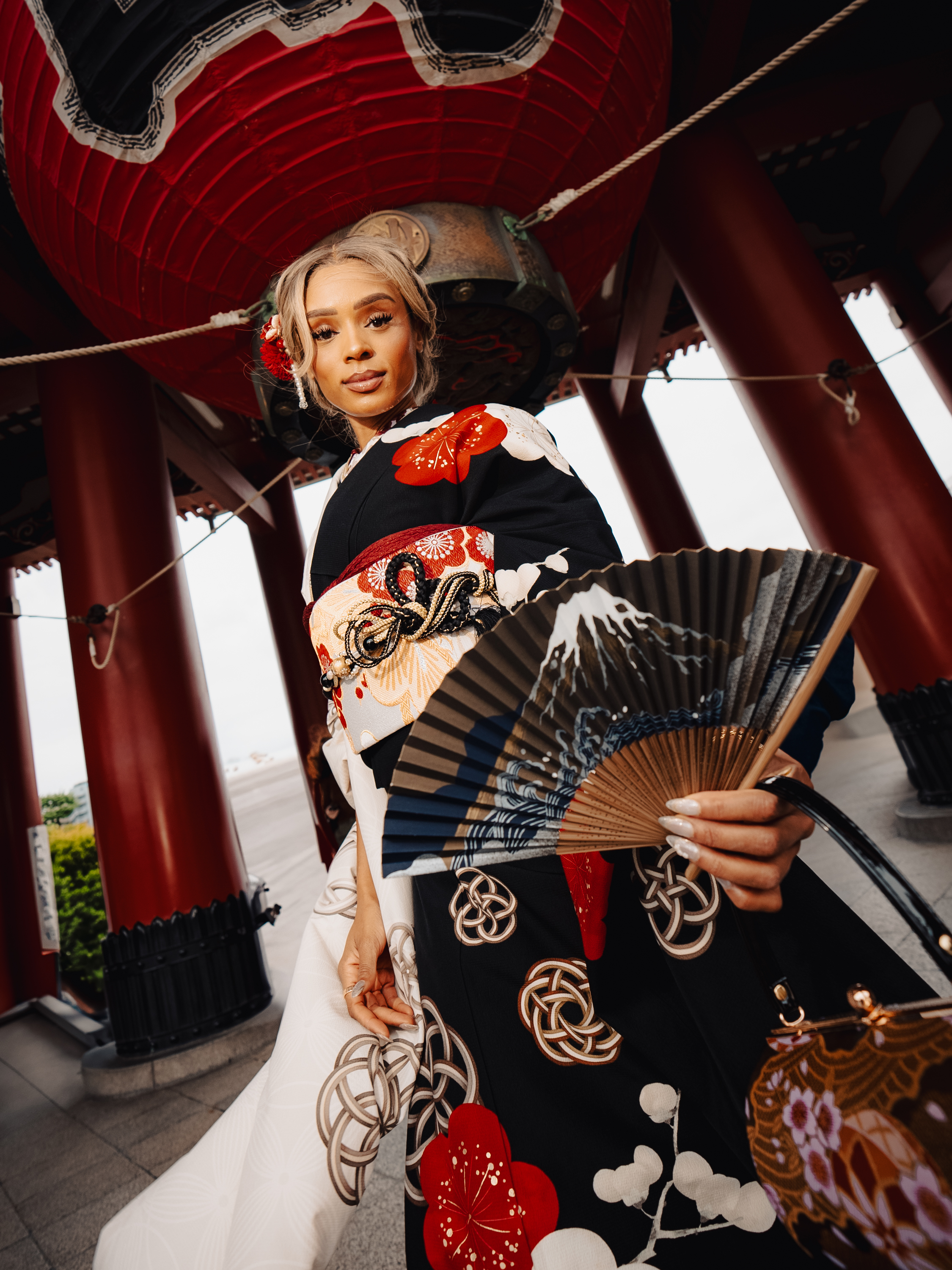 Kimono portrait beneath a lantern in Asakusa